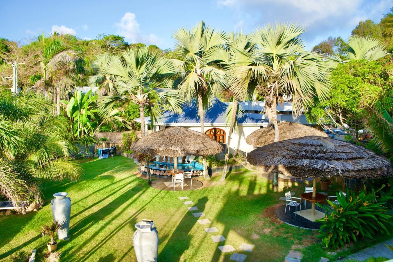 Sea Splash Self Catering And La Petite Maison Grand Anse  Εξωτερικό φωτογραφία