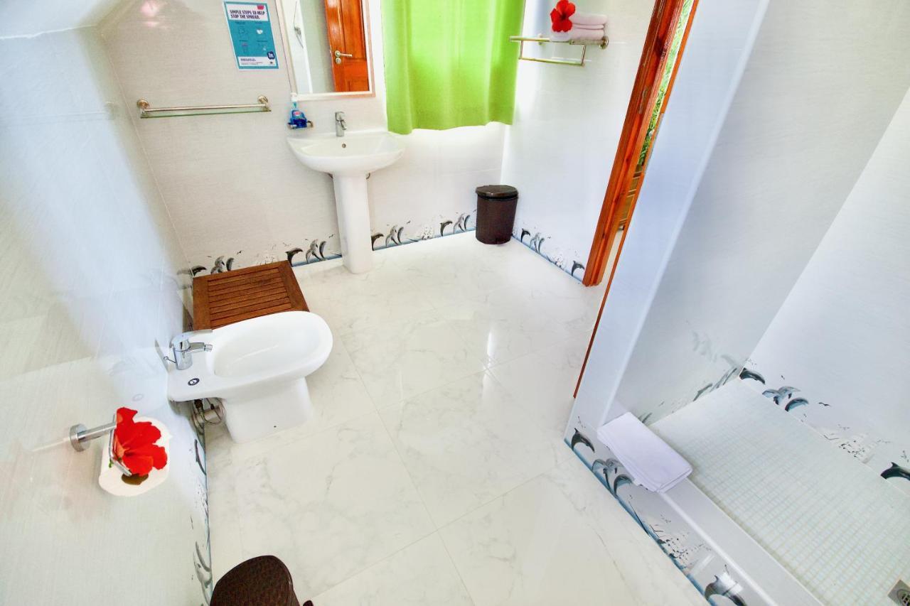 Sea Splash Self Catering And La Petite Maison Grand Anse  Εξωτερικό φωτογραφία