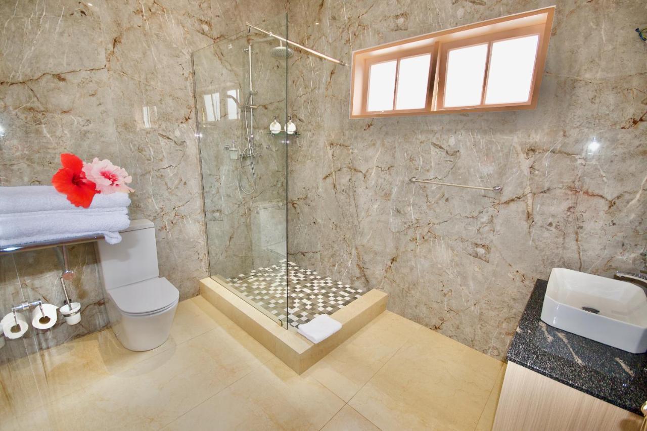 Sea Splash Self Catering And La Petite Maison Grand Anse  Εξωτερικό φωτογραφία