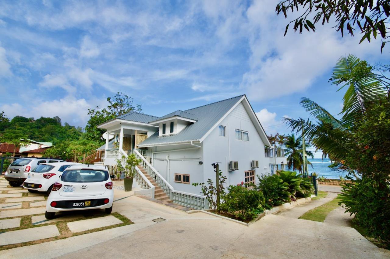 Sea Splash Self Catering And La Petite Maison Grand Anse  Εξωτερικό φωτογραφία